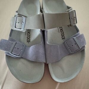 Birkenstock suede two tone, like new! Size 40